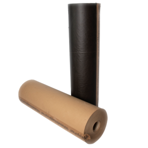 Agropaper AGROECOLOGY: Sostenibilidad en cada fibra de pino, sobre fondo blanco impecable. Eficiencia y respeto por el medio ambiente en cada uso.