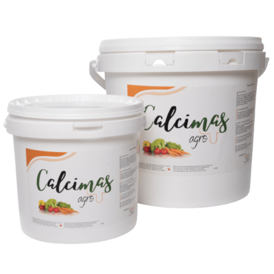 Cubos de Calcimas Agro con calcio complejado al 35%, ideal para prevenir carencias sin nitrógeno ni cloro